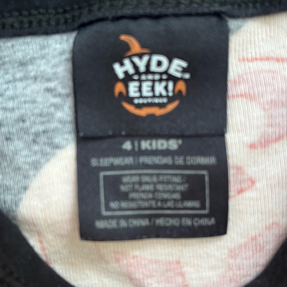 Hide and Eek! Jack-o-Lantern Pajamas, Size 4 - Picture 4 of 5